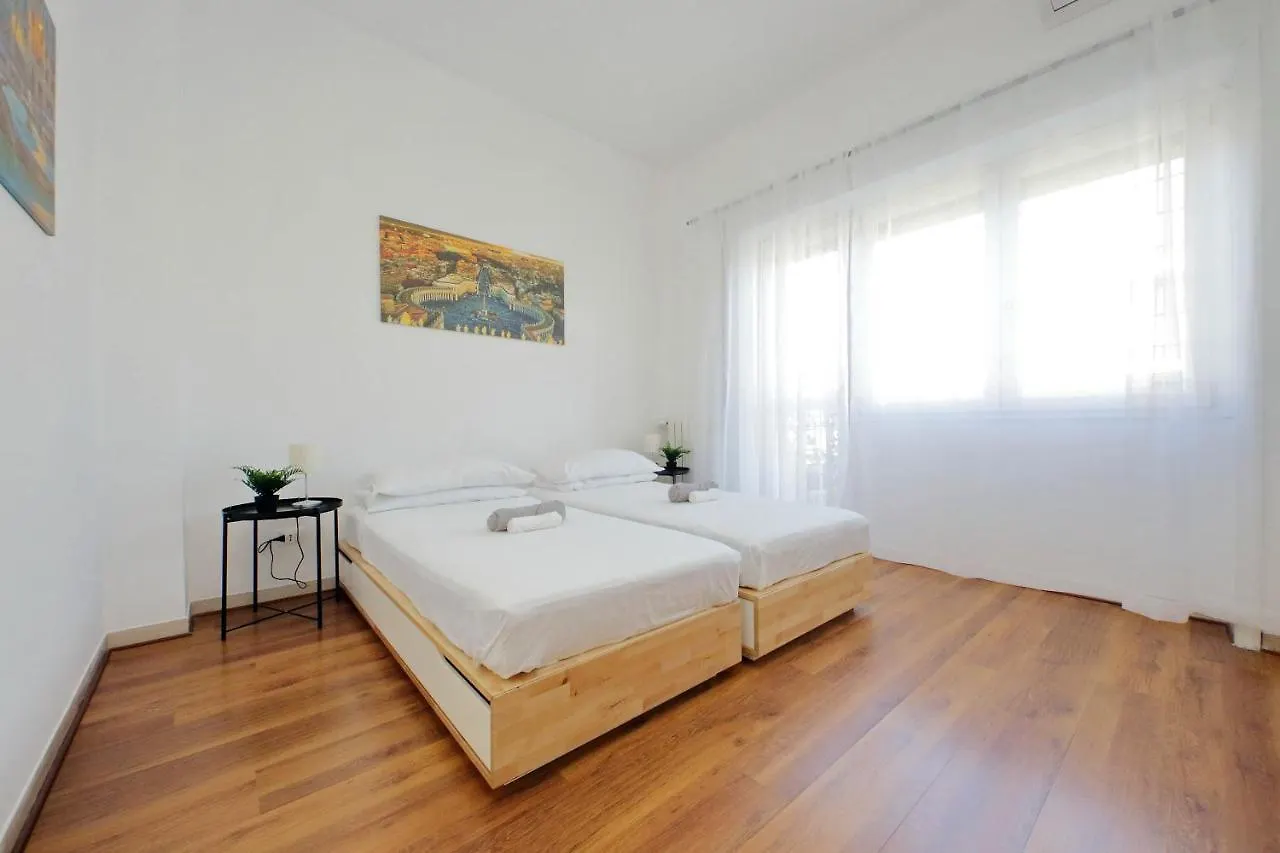 Zucchi Rooms Rome Italy